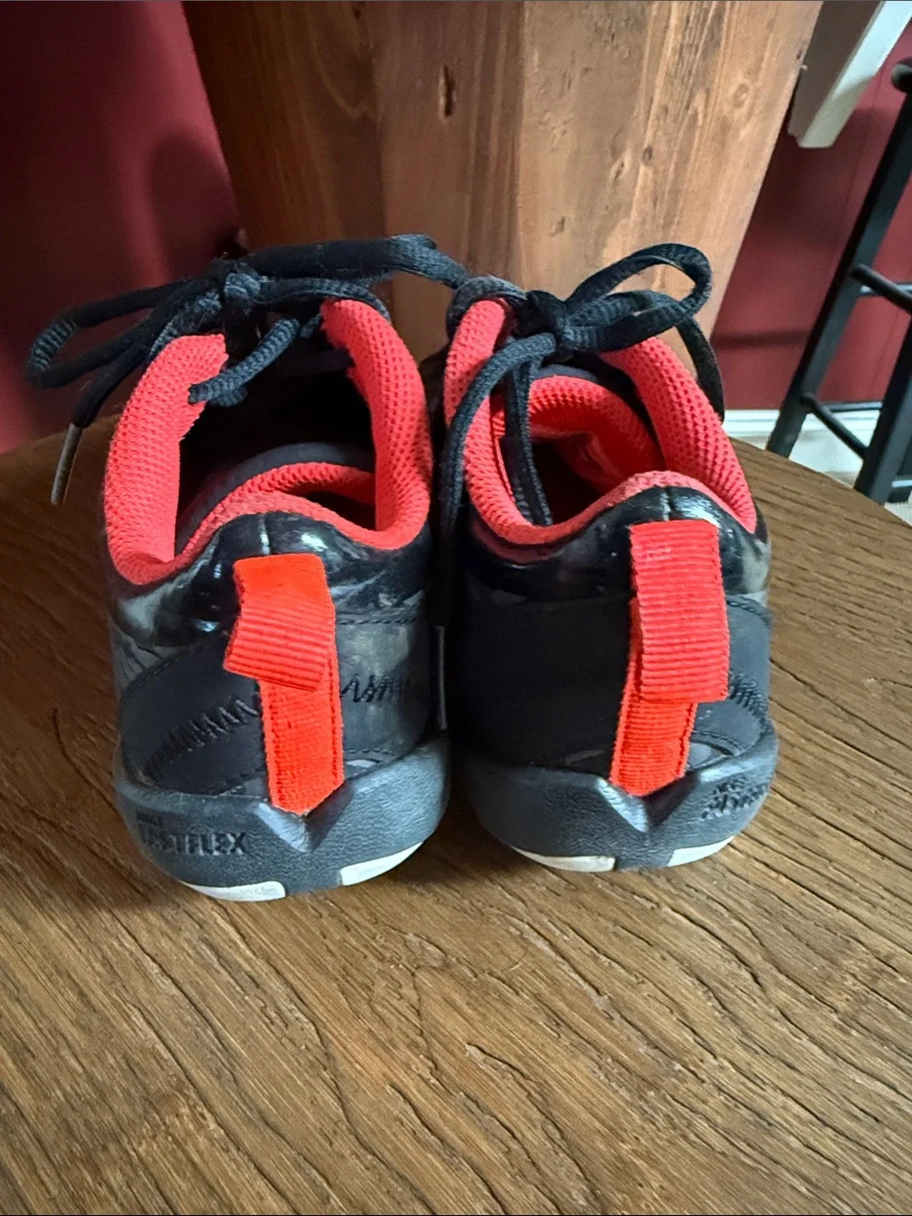 Nike Hyperdiamond Keystone Softball Baseball Cleats. Youth Size 13